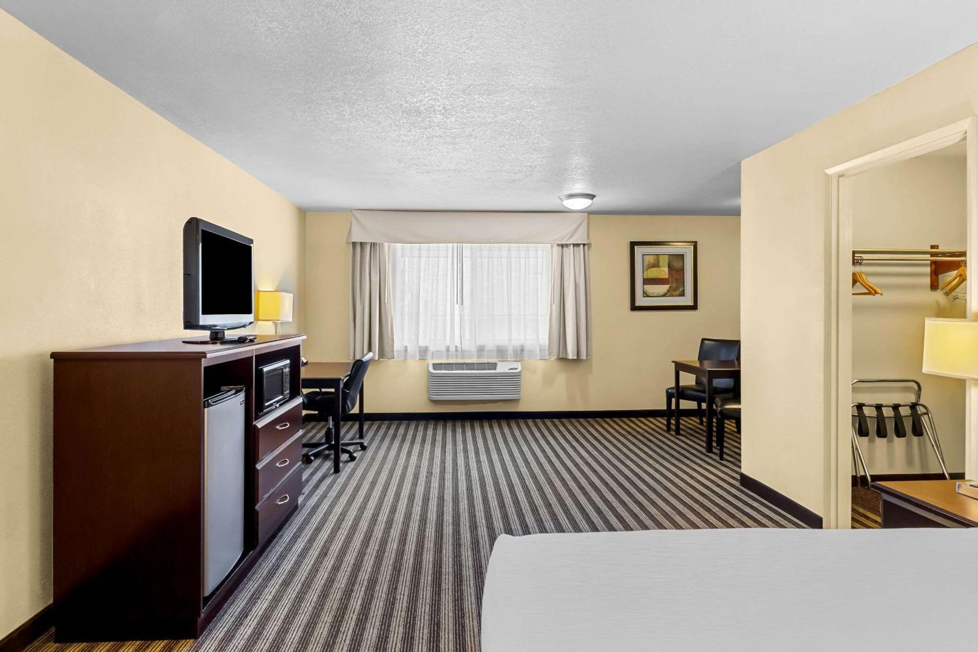 Quality Inn & Suites Vancouver - Hazel Dell Ngoại thất bức ảnh