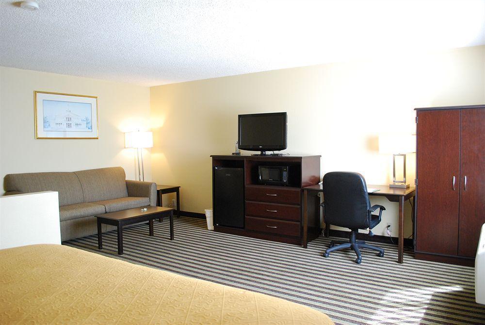 Quality Inn & Suites Vancouver - Hazel Dell Ngoại thất bức ảnh