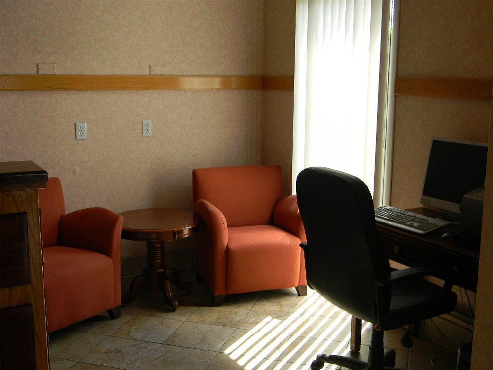 Quality Inn & Suites Vancouver - Hazel Dell Ngoại thất bức ảnh